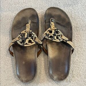 Well Loved Tory Burch Cloud Sandals